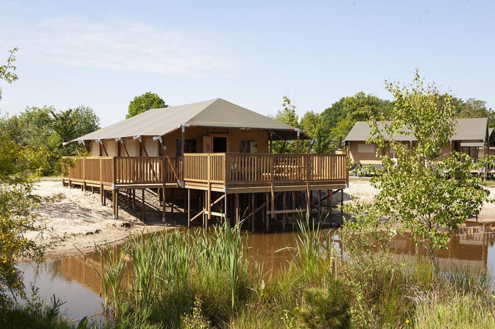 Vakantiepark Sallandshoeve Nieuw-Heeten Exterior photo