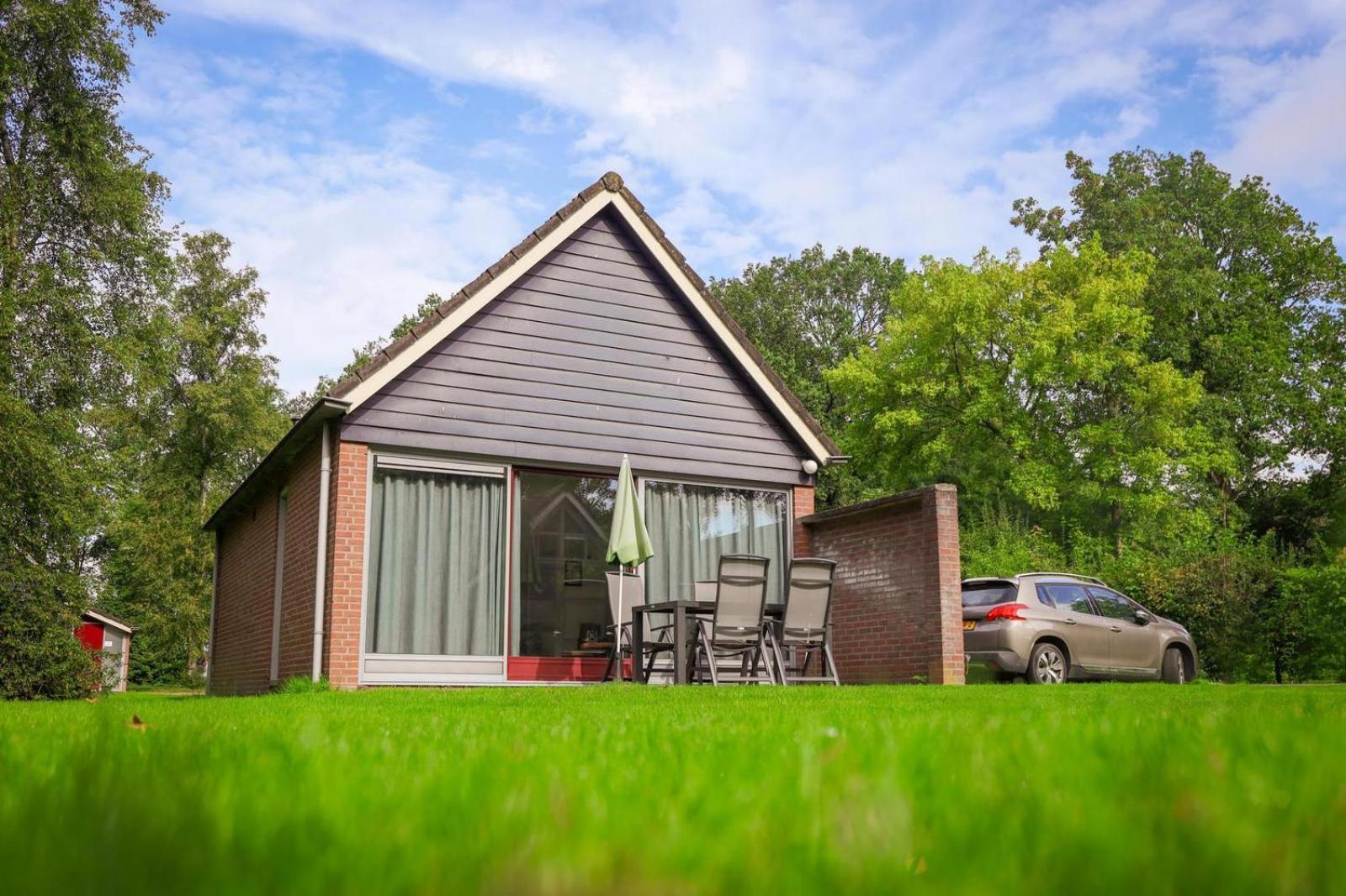 Vakantiepark Sallandshoeve Nieuw-Heeten Exterior photo