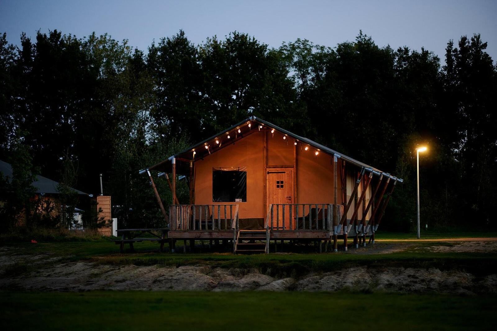 Vakantiepark Sallandshoeve Nieuw-Heeten Exterior photo